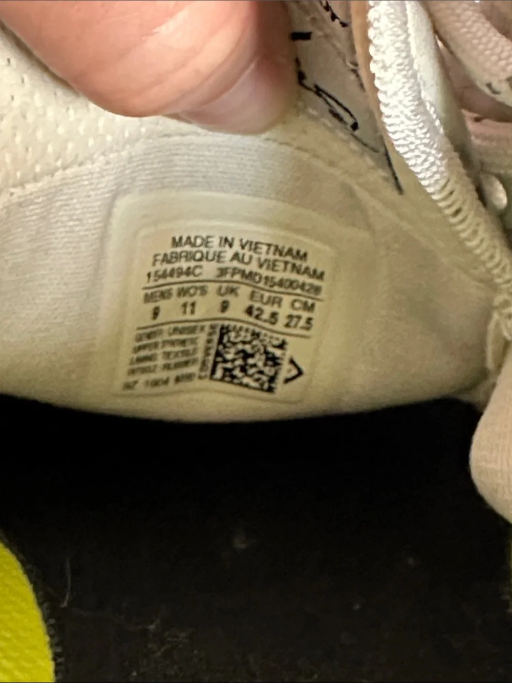 Converse x Futura “Skyfall” Low-Top Sneakers in White and Neon Yellow - Picture 8 of 16